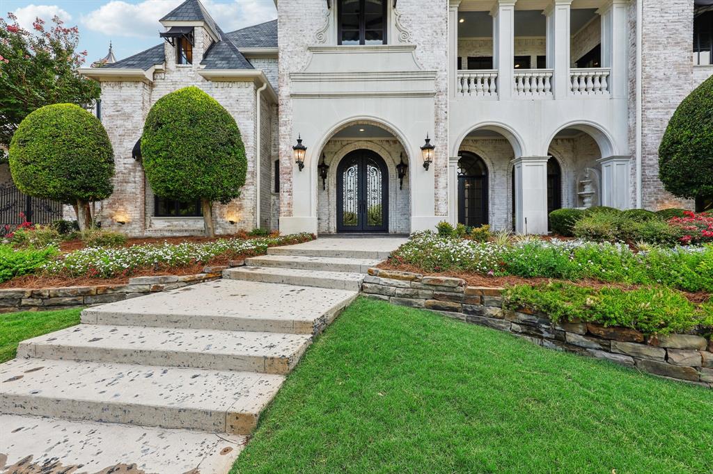 Woodland Hills - Residential