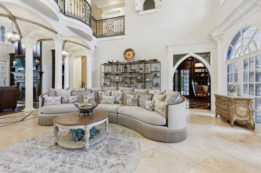 Woodland Hills - Residential