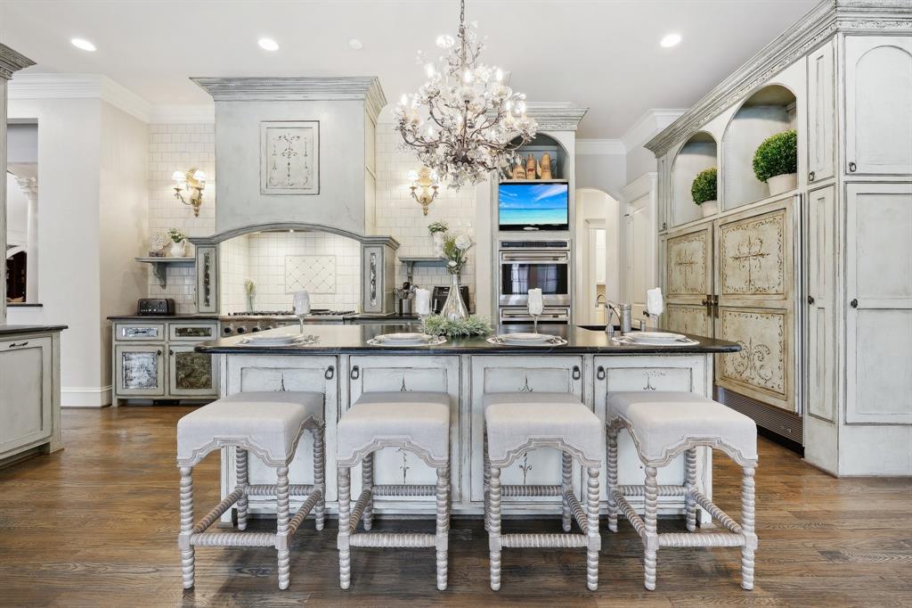 Woodland Hills - Residential
