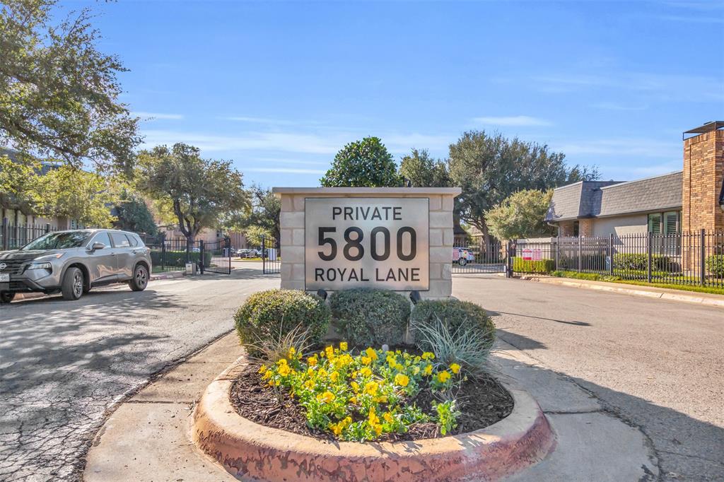 Royal Lane Condos 5800 - Residential