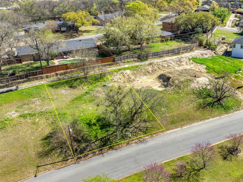 Build Your Vision in Sherman, TX!
Don’t miss this opportunity to own a residential lot at 311 W Arapaho Trail in a growing area of Sherman. This vacant parcel offers the perfect blank canvas to bring your dream home or investment project to life. Nestled in an established neighborhood, the property provides a balance of privacy while still being conveniently located near local schools, shopping, and major roadways like US-75 for easy commuting.
With utilities nearby and plenty of potential, this lot is ideal for builders, investors, or anyone looking to create something custom. Whether you're planning a primary residence or a long-term investment, this property offers flexibility and value in an area experiencing steady growth.
Come take a look and imagine the possibilities!