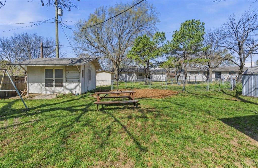 Central Deleon - Residential