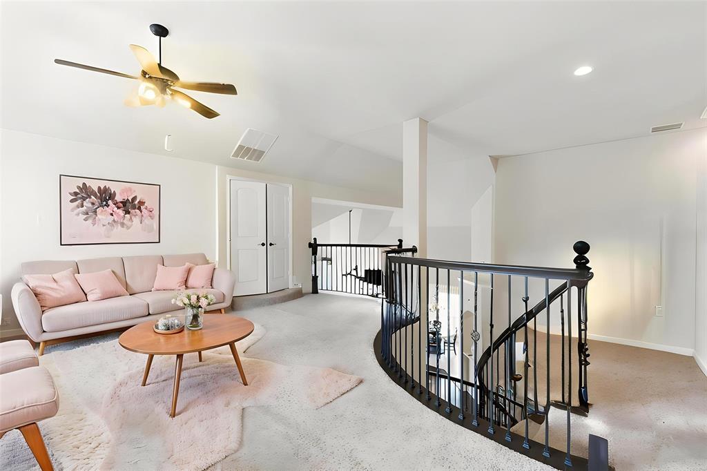 Woodbridge Ph 18 - Residential