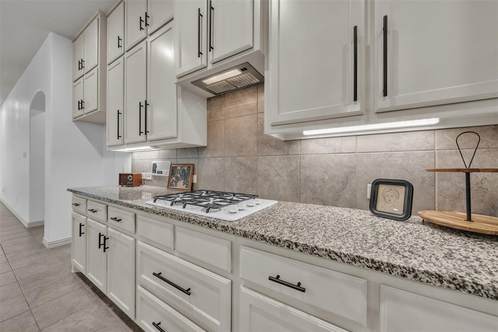 Ladera Mansfield Condos - Residential