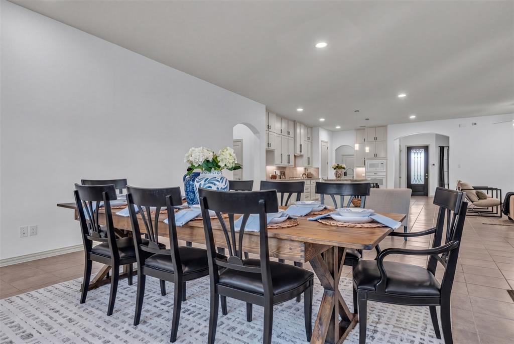 Ladera Mansfield Condos - Residential