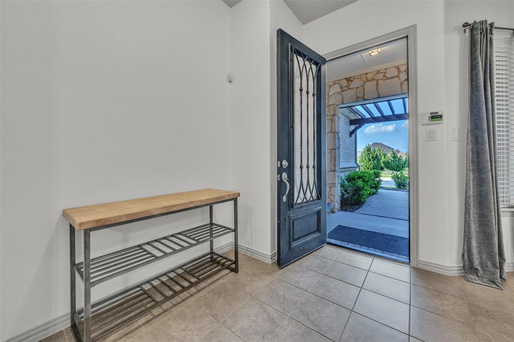 Ladera Mansfield Condos - Residential