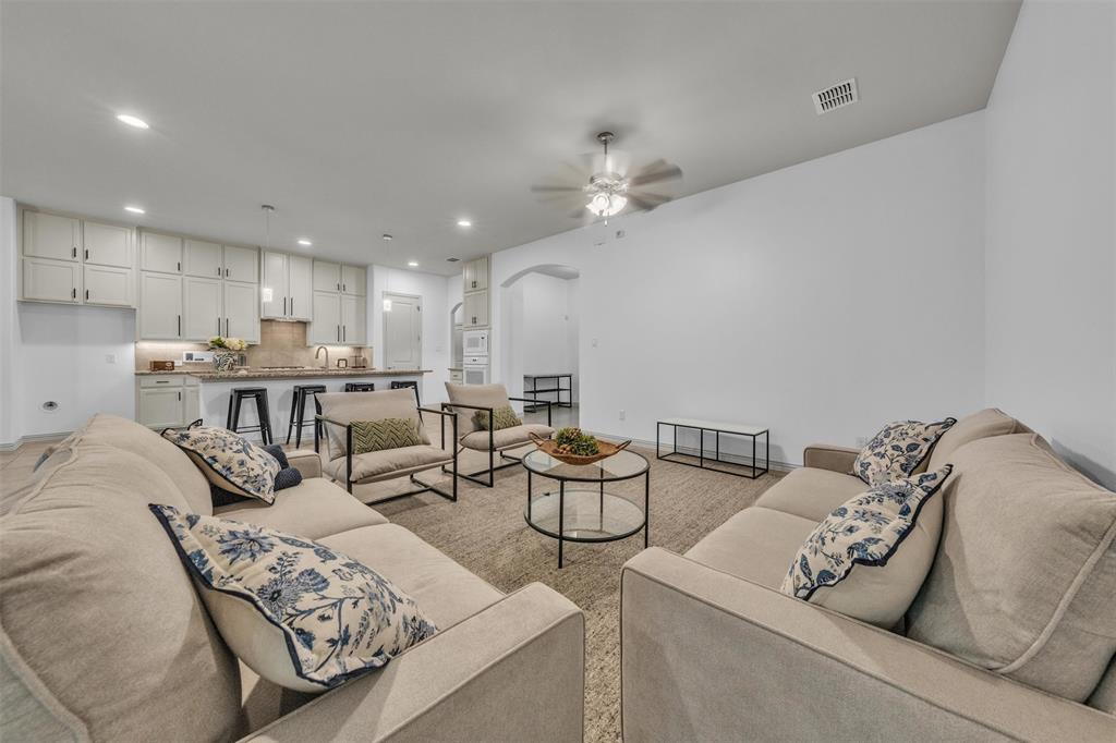 Ladera Mansfield Condos - Residential
