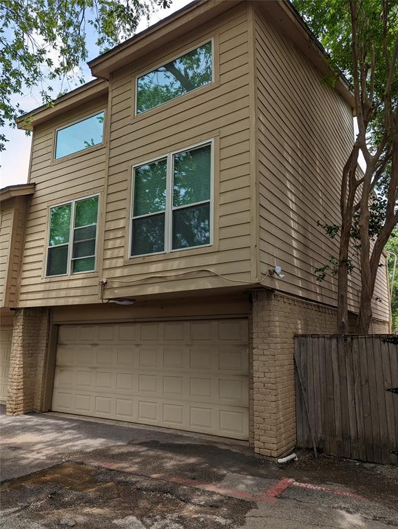 Holly Hill Twnhms Add #2 Bldg - Residential Lease