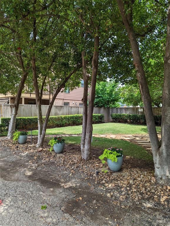 Holly Hill Twnhms Add #2 Bldg - Residential Lease