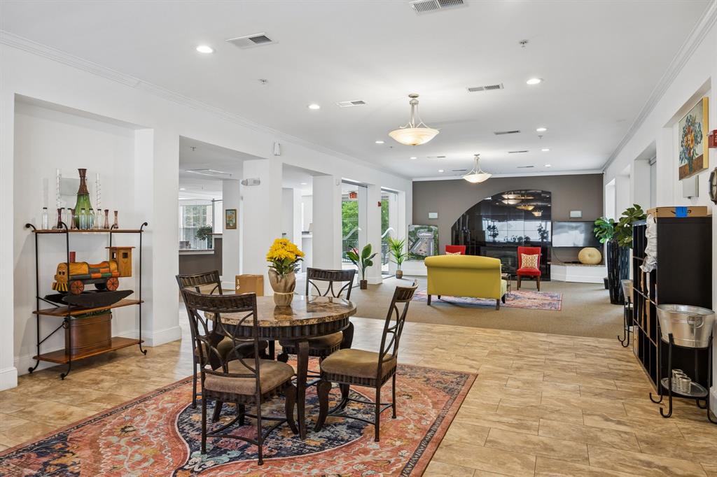 Piazza Siena Condo - Residential
