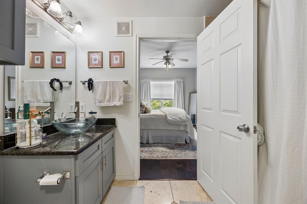 Piazza Siena Condo - Residential