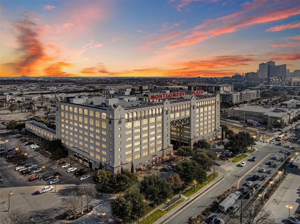 One Montgomery Plaza Residence Condo - Residential