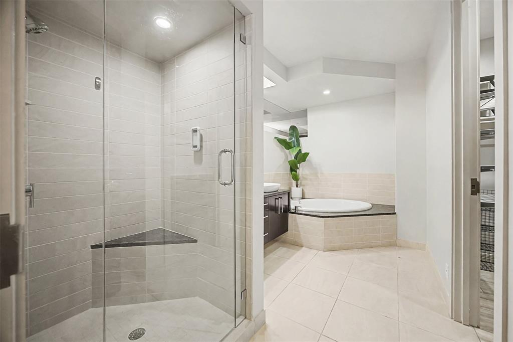 One Montgomery Plaza Residence Condo - Residential