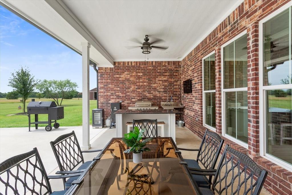 ACOSTA-EAST - Residential