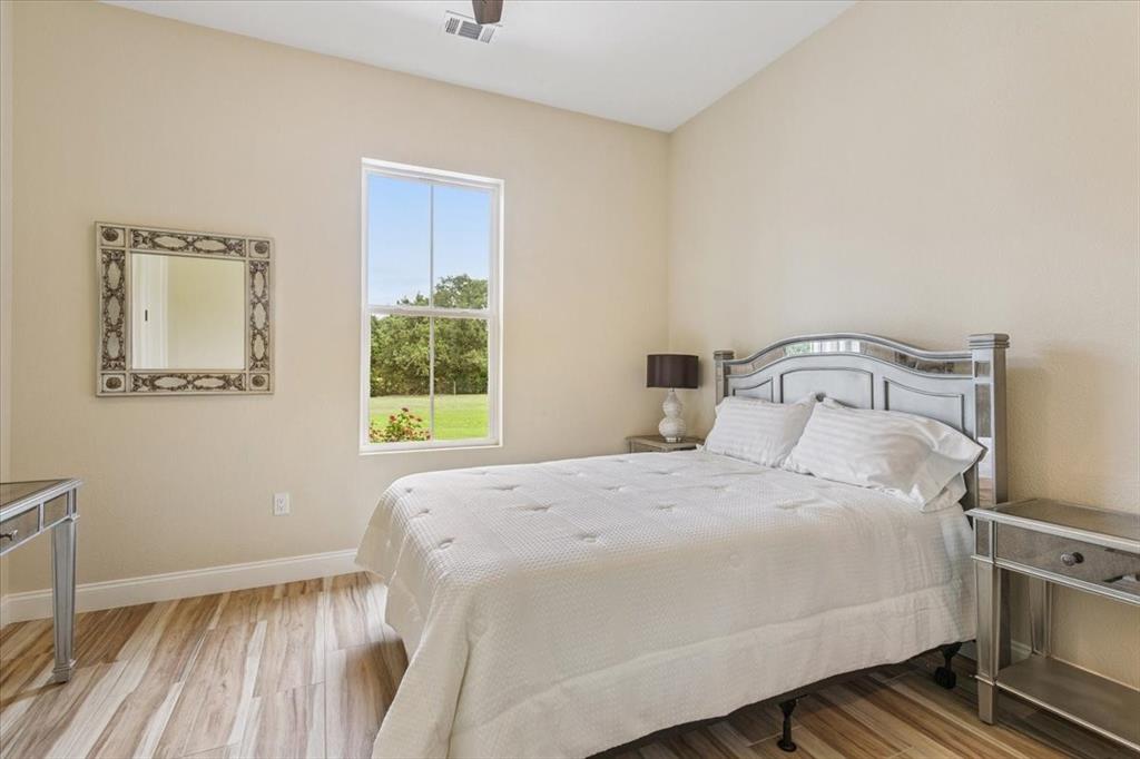 ACOSTA-EAST - Residential