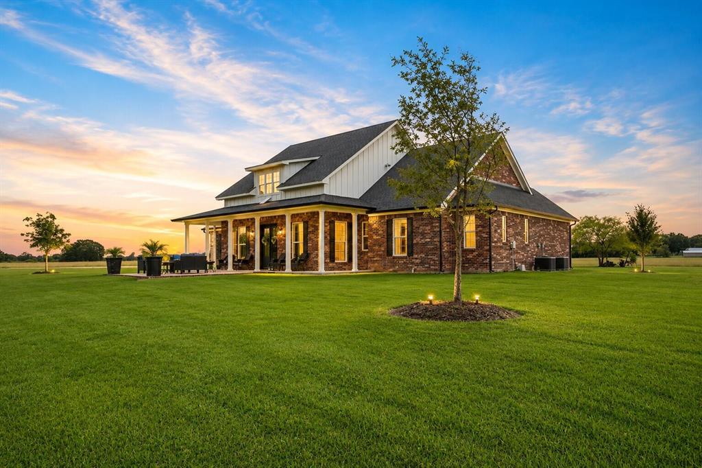 ACOSTA-EAST - Residential