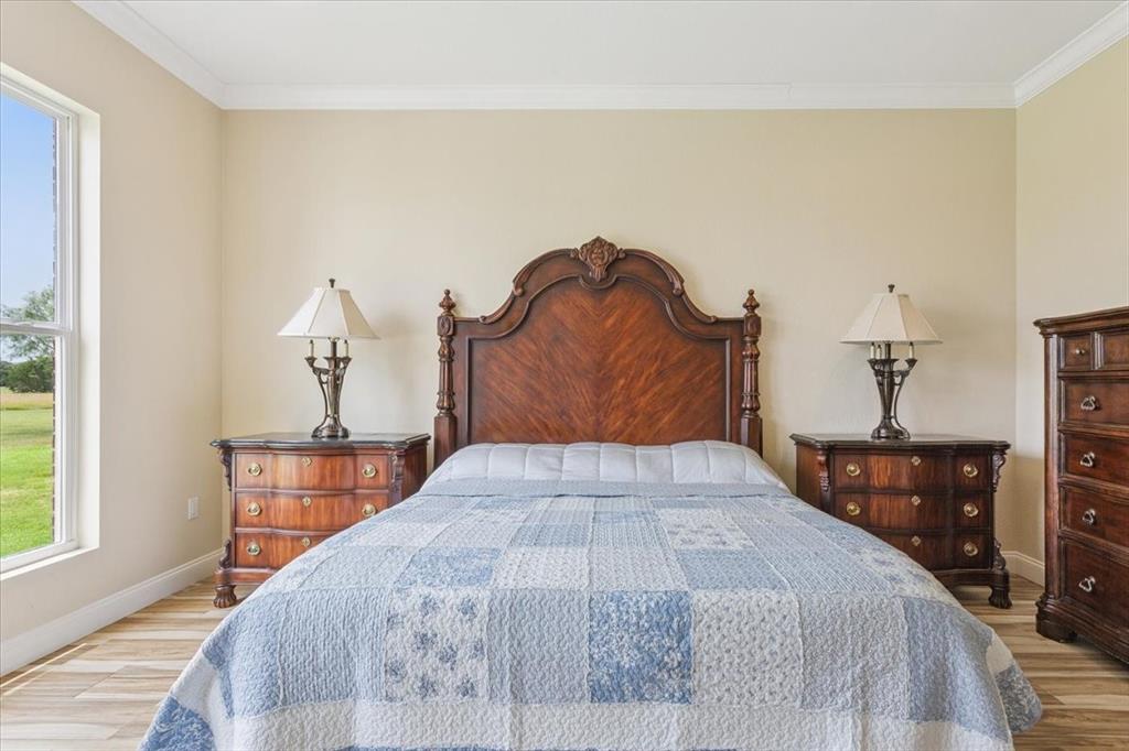 ACOSTA-EAST - Residential