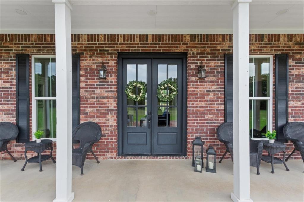 ACOSTA-EAST - Residential
