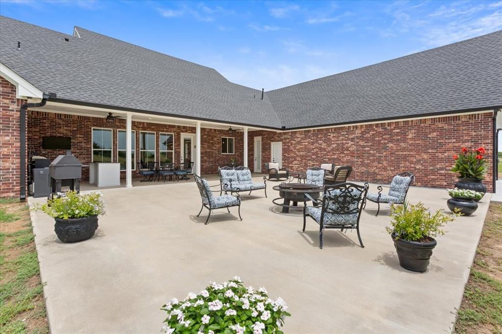ACOSTA-EAST - Residential