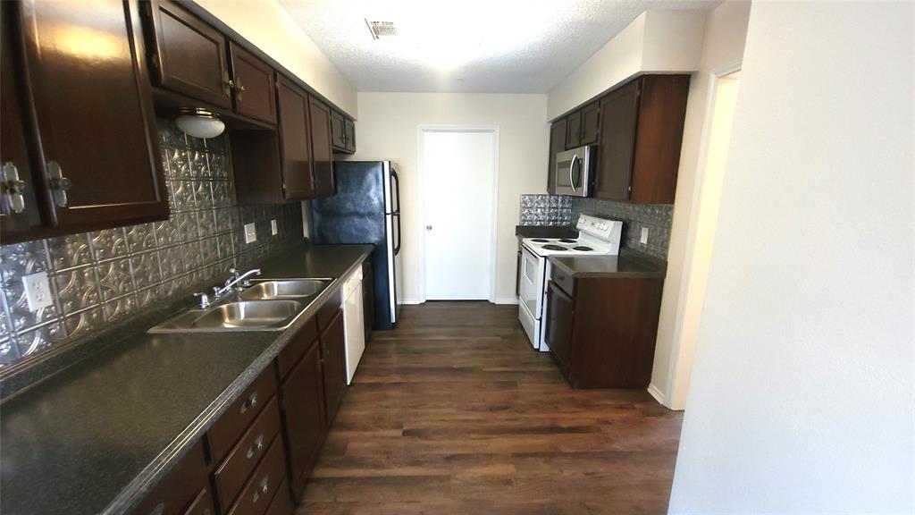Sequoya Park - Residential Lease