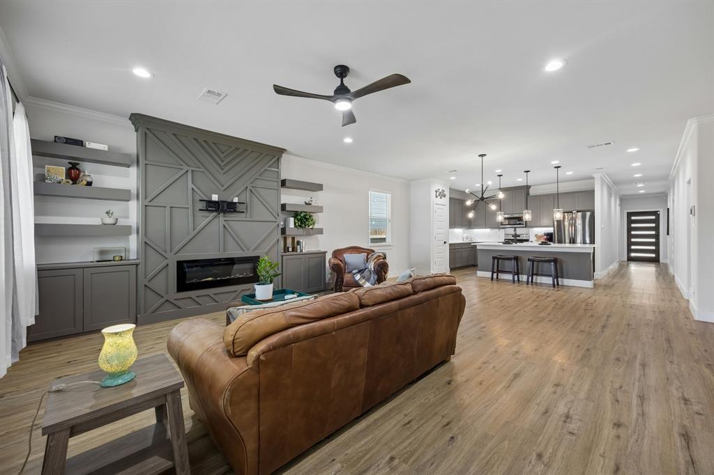 Spring Dell - Residential