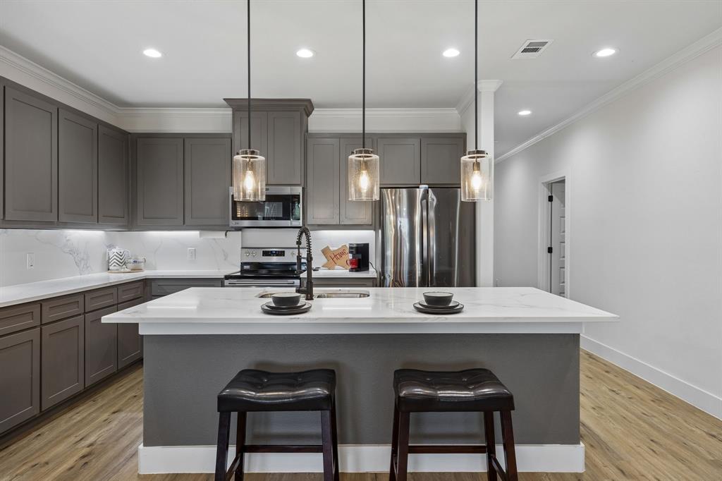 Spring Dell - Residential