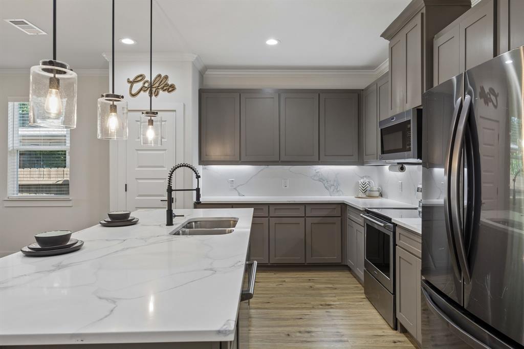 Spring Dell - Residential