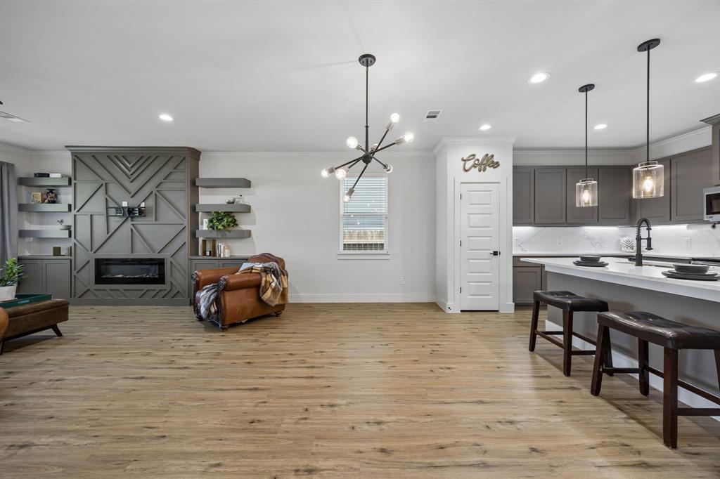 Spring Dell - Residential