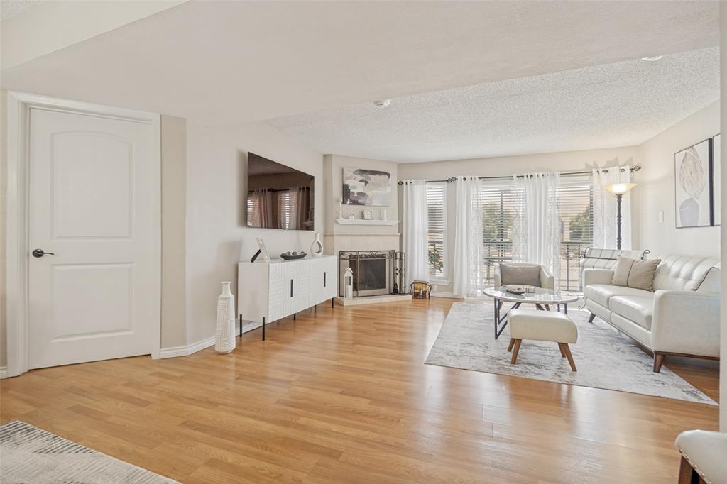 8676 Cambridge Condominiym Ph - Residential