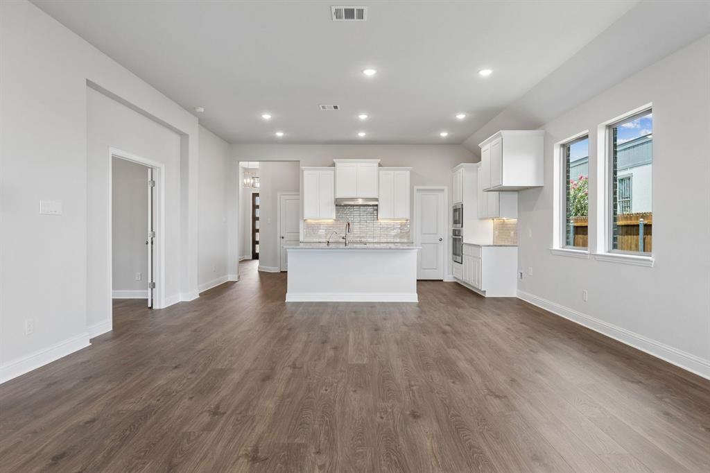 Summer Crest - Residential