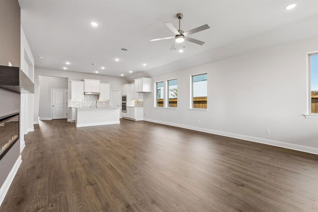 Summer Crest - Residential