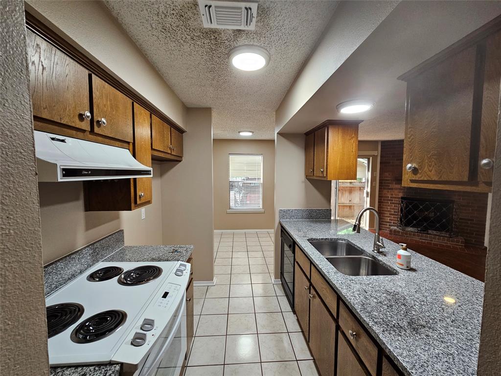 Talltree - Residential Lease