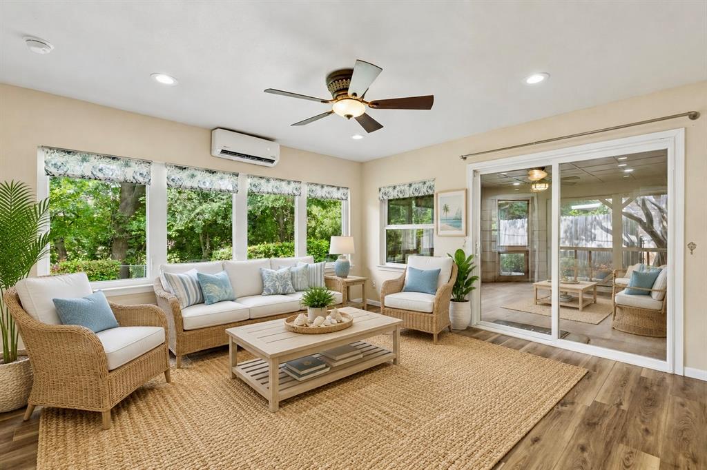 Hollowbrook Add - Residential