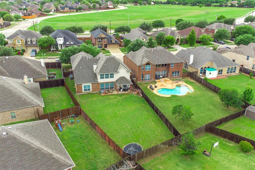 High Hawk At Martins Meadow - Residential
