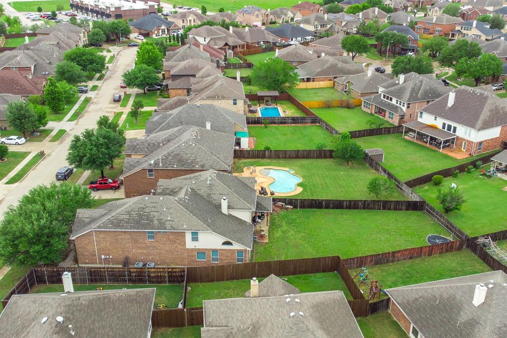 High Hawk At Martins Meadow - Residential