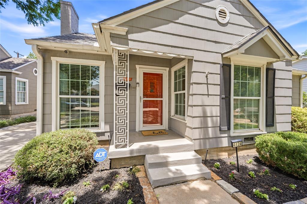 Chamberlain Arlington Heights 4th - Residential
