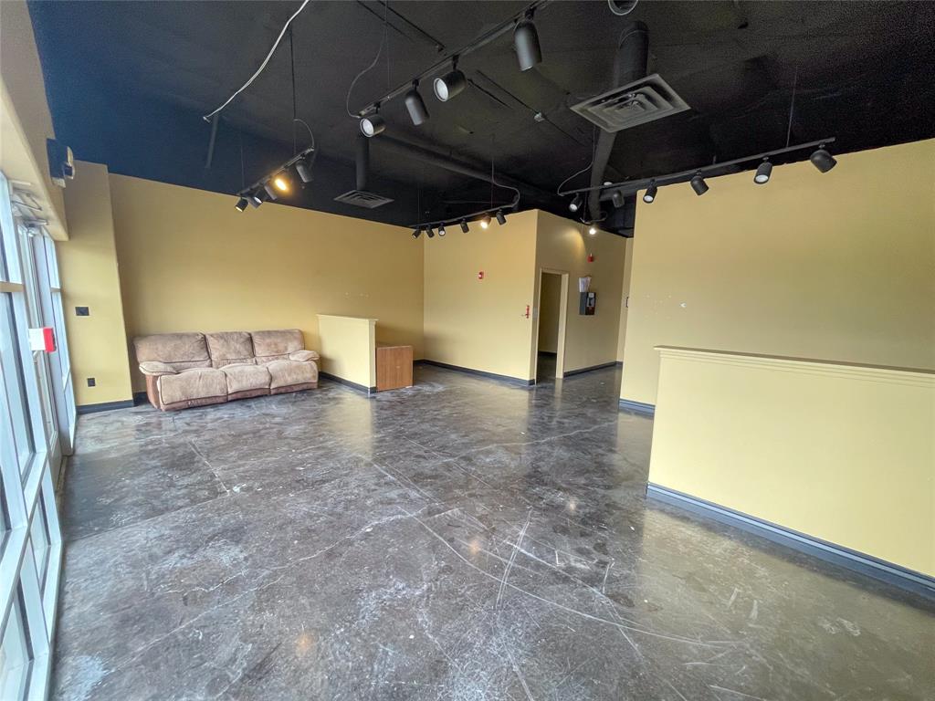 Center At Gallagher Drive Repl - Commercial Lease