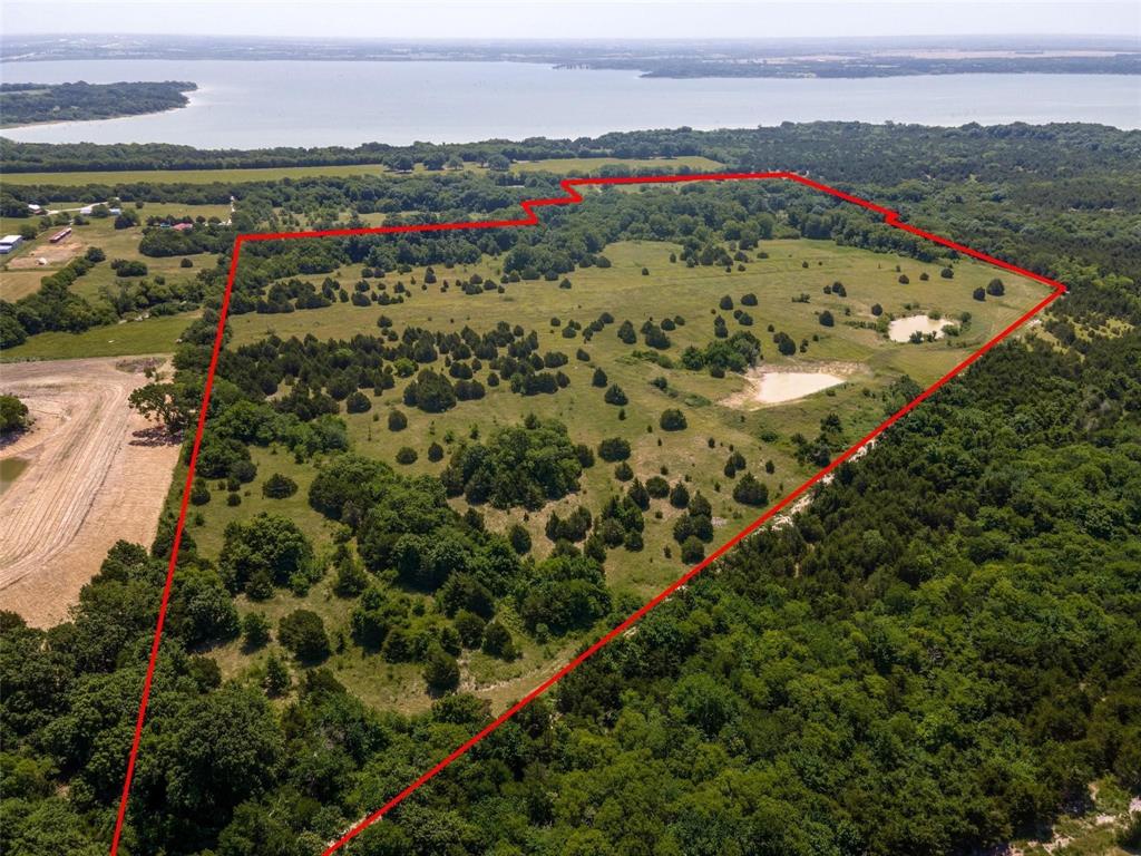 J B Mcclyman Survey - Land