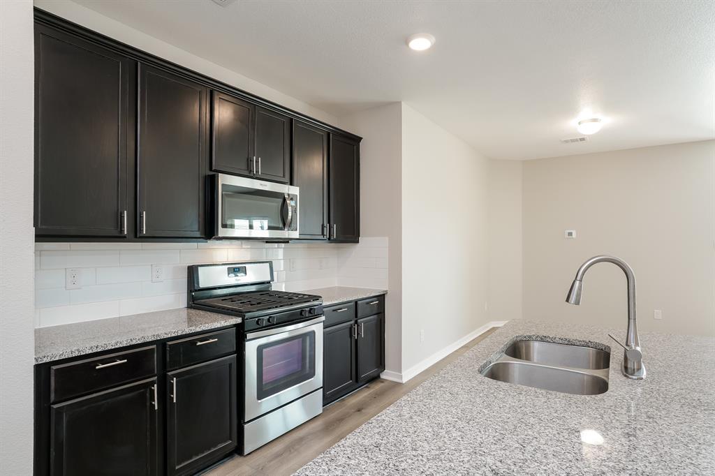 Primrose Crossing - Residential Lease