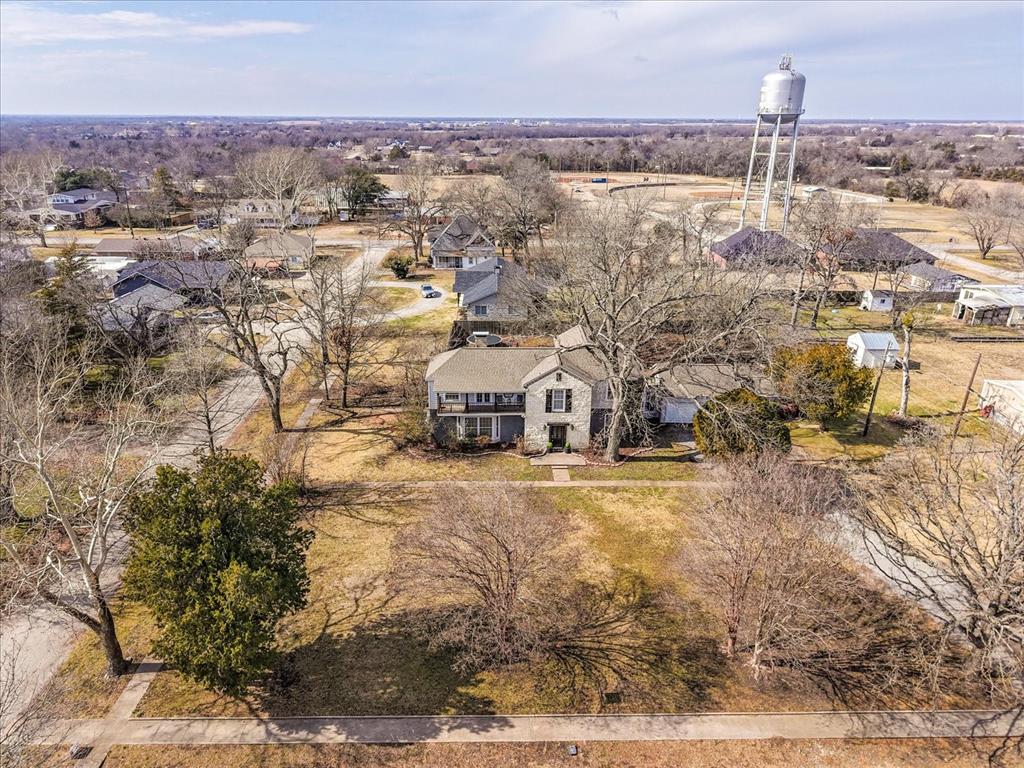 Thomas - Residential