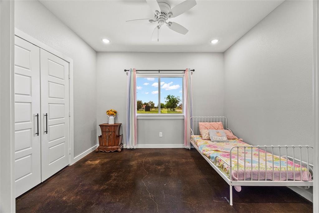 Four Post Ranch - Residential