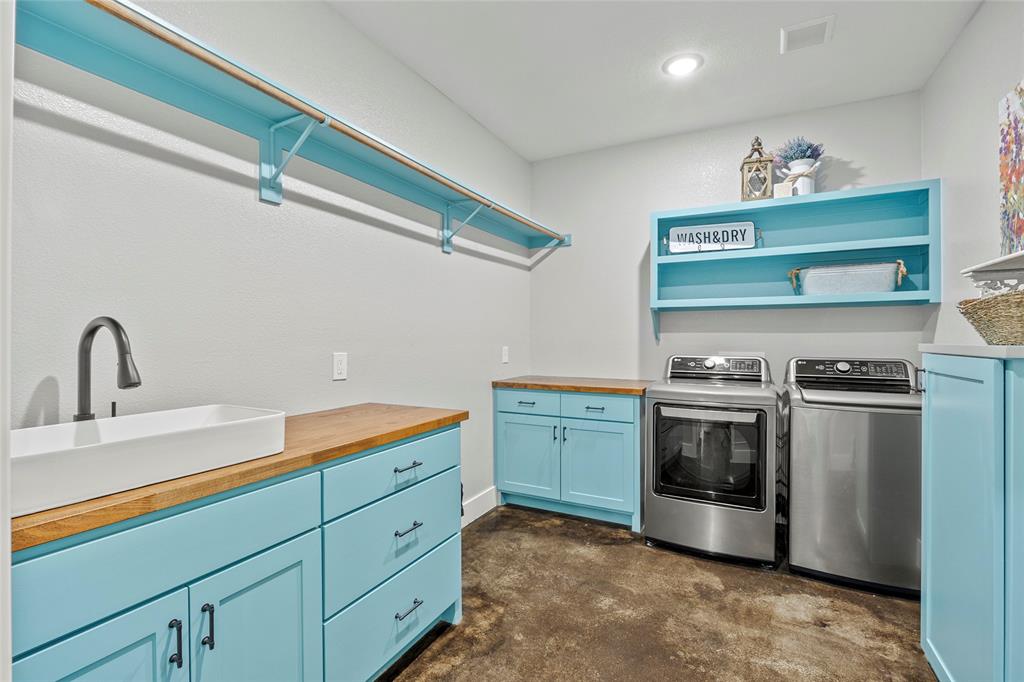Four Post Ranch - Residential