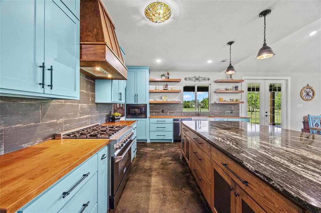 Four Post Ranch - Residential