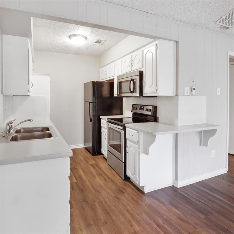 Meadowbrook Estates - Residential