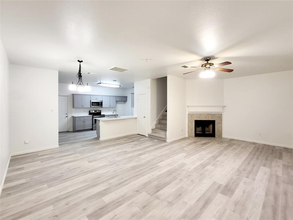 Village Greens Sec 04 Rep - Residential Lease