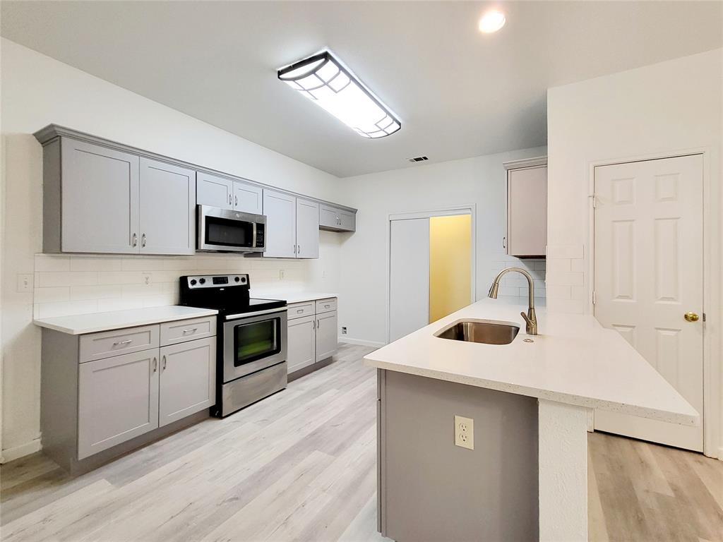 Village Greens Sec 04 Rep - Residential Lease