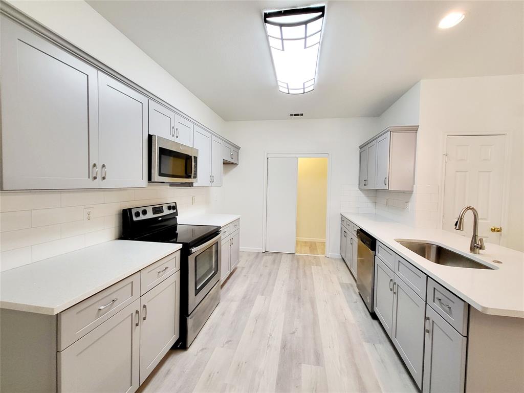 Village Greens Sec 04 Rep - Residential Lease