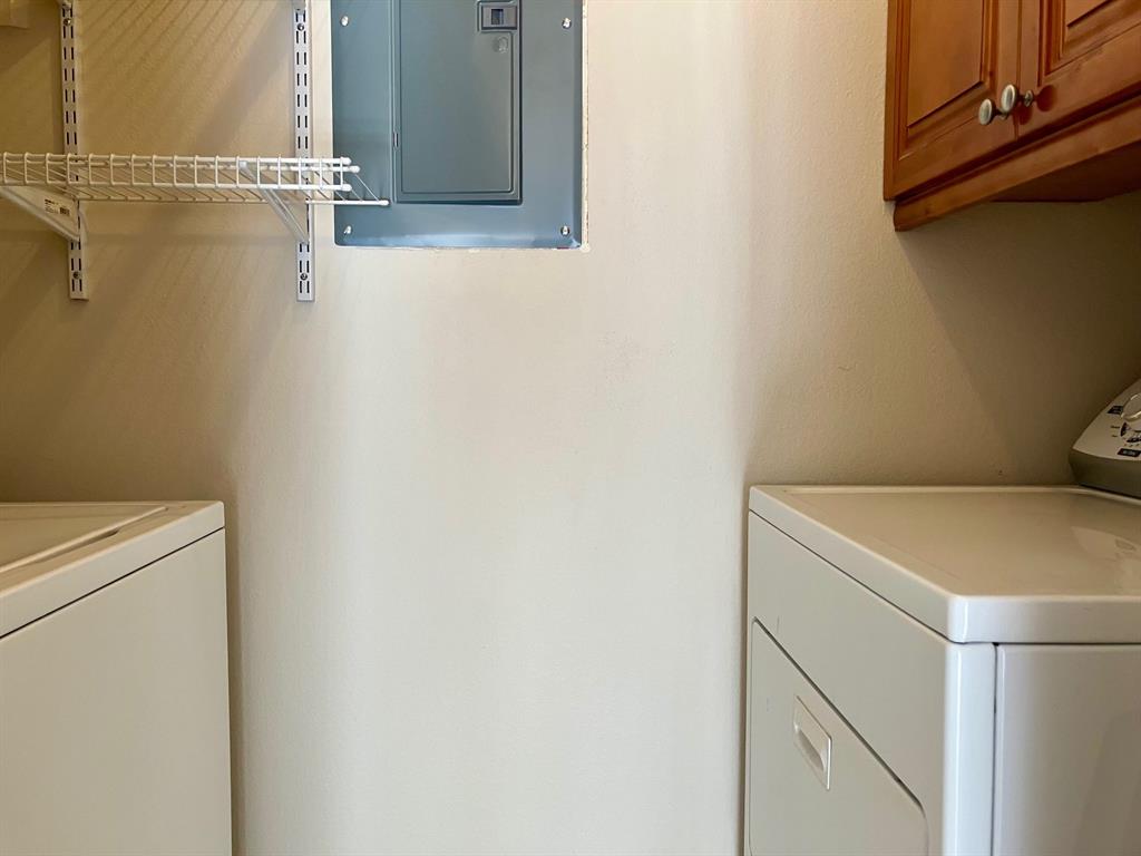 CEDAR Creek Townhomes - Residential