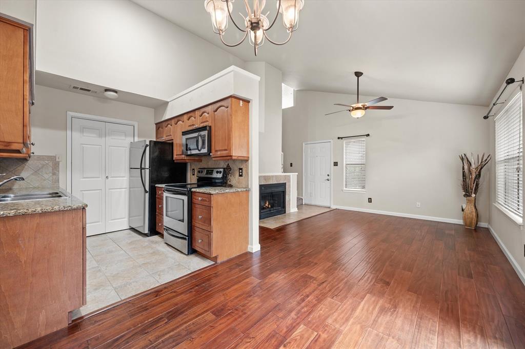 CEDAR Creek Townhomes - Residential