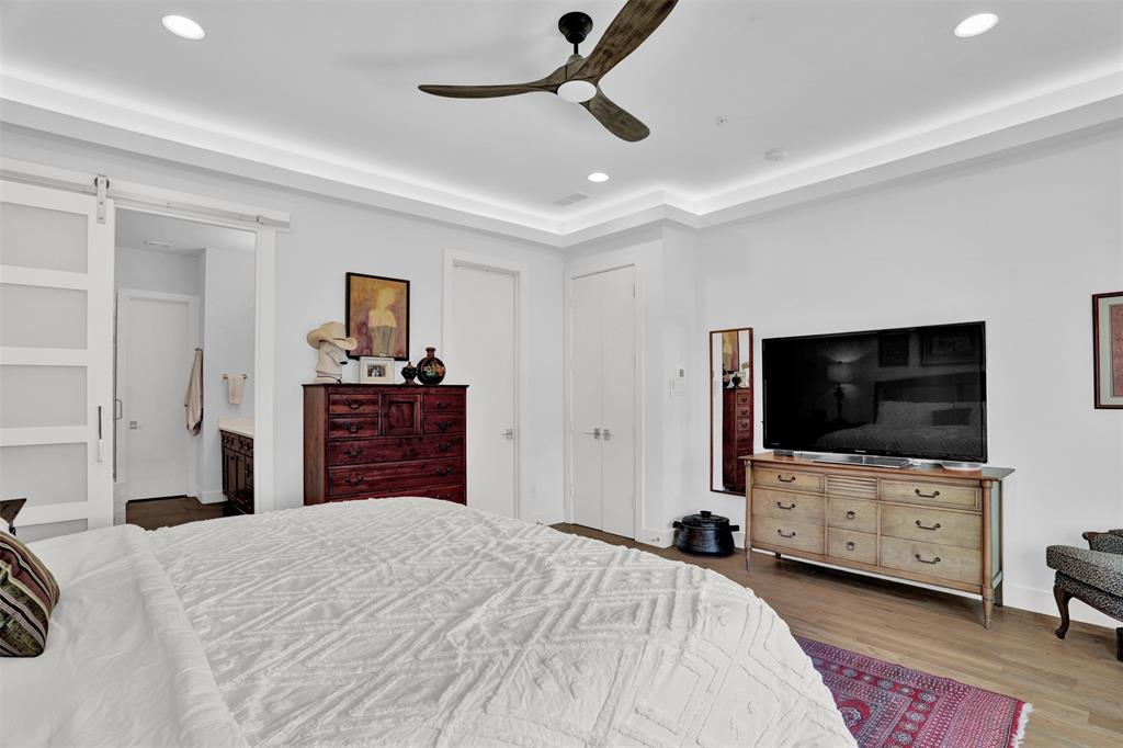Villas on Hutton - Residential